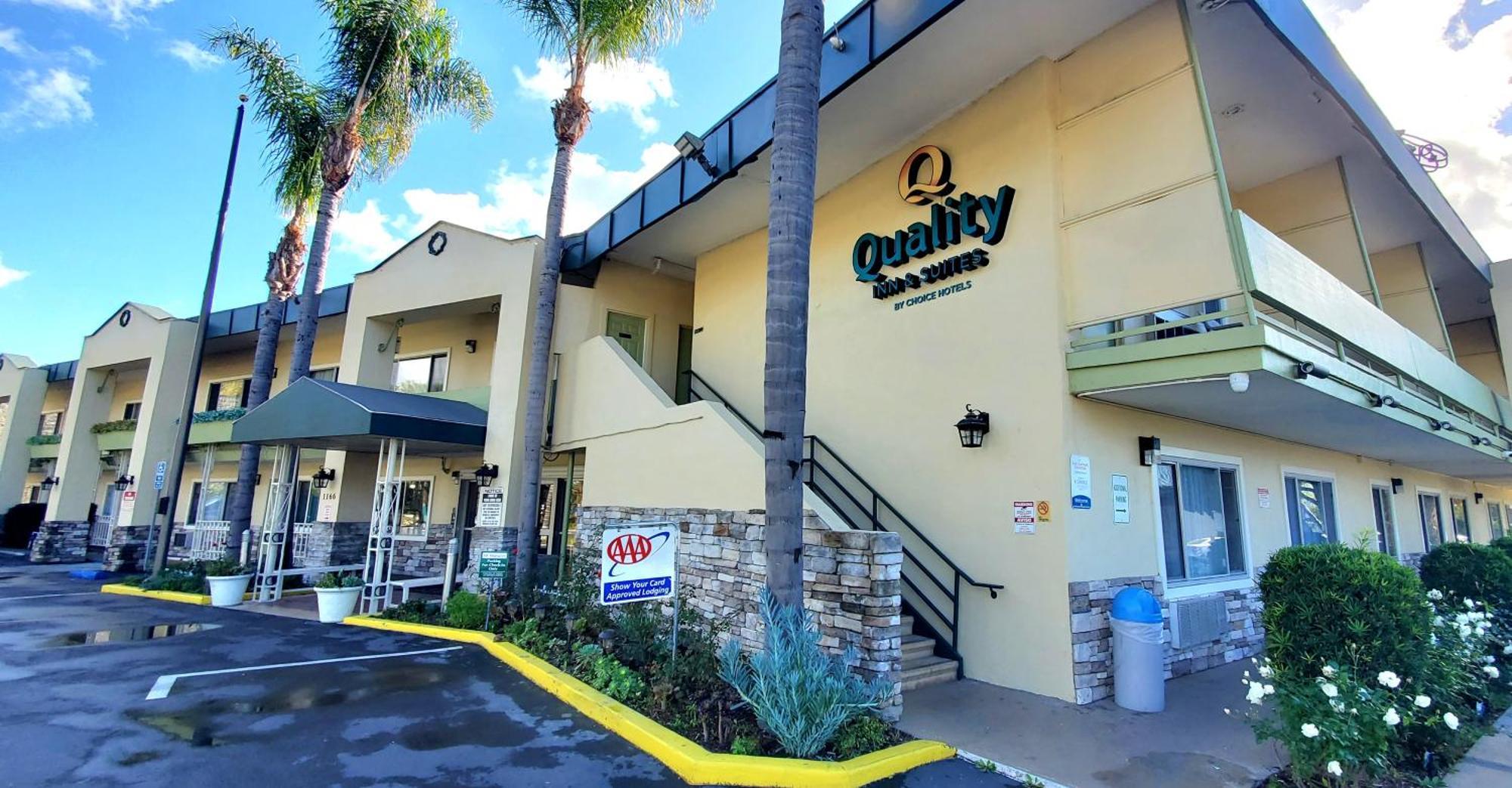 Quality Inn & Suites Anaheim At The Park Extérieur photo
